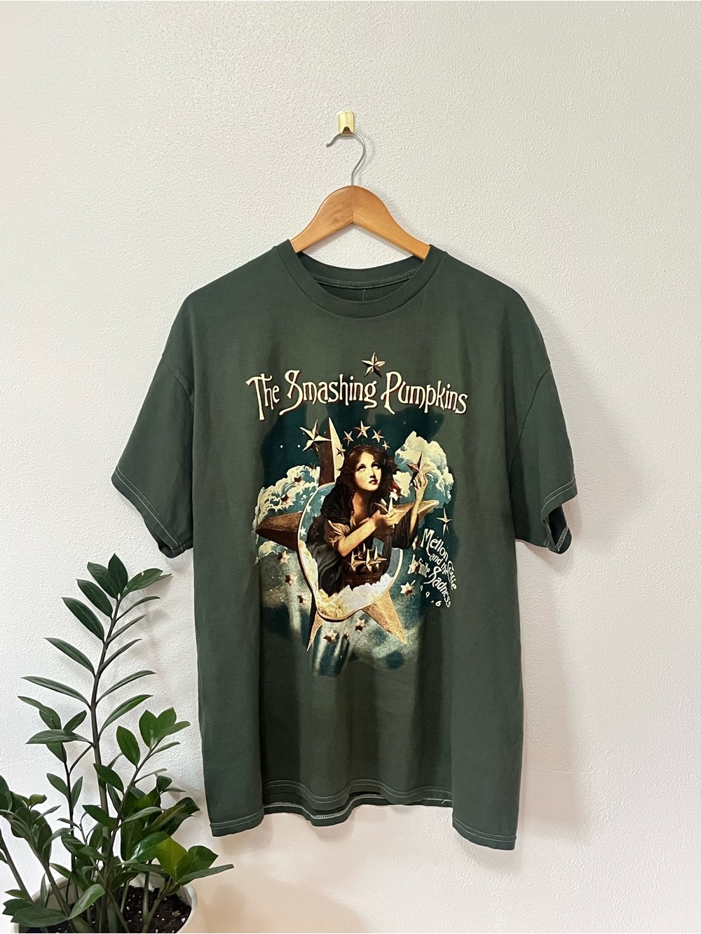Smashing Pumpkins Mellon Collie and the Infinite Sadness Tee urban outfitters L